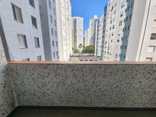 Frente ao mar e shopping La Plage, 2 quartos sacada , 1 vaga de garagem - Guarujá - 6