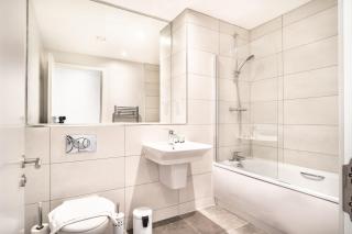 Modern 3 Bedroom Manchester Apartment - Manchester - 5