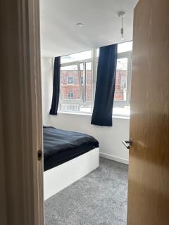 Stylish Central Retreat - Sheffield - 6