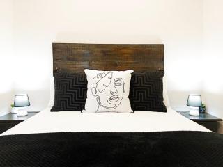 Olive Tree Studio Apartment - Harrismith - 3