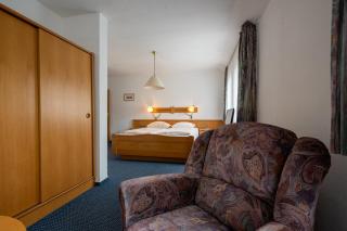 Landhotel Zur Schmitte - 9
