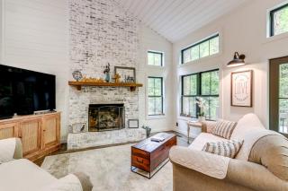 Deck and Fire Pit Bliss Mountaintown Creek Cottage! - Ellijay - 8