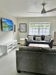 Perfect remote work spot! Close to everything! - West Palm Beach - 0