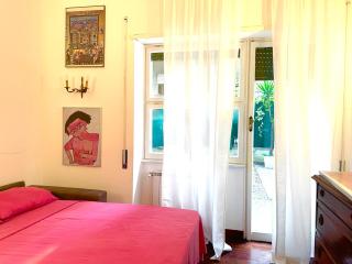 isihouse Trastevere garden - Rome - 1