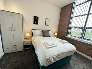 The Amber Suite - 6