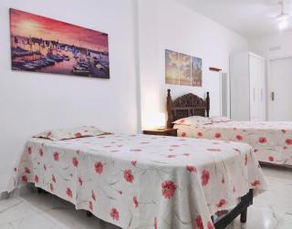 Quitinete no Centro a Poucos Passos da Praia - 7