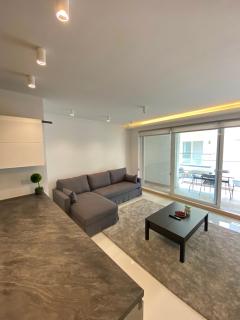 Tigné Sliema Three Bedrooms Apartment - 7