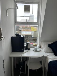 Russell Square Private Rooms - London - 5
