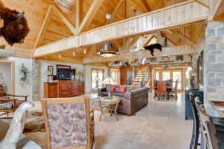 Hornersville Vacation Rental with Private Pond! - - 5