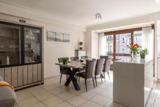 WeLoveOostende - Newly renovated large apartment 150m from the beach - Including bed sheets and final clea-ning - Ostenda - 3
