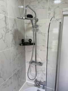 Peeams abode - Dagenham - 5