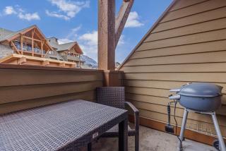 Marvellous Mountain Condo- Pets - Pool & Hot Tub managed by Little Sister Getaways - 3