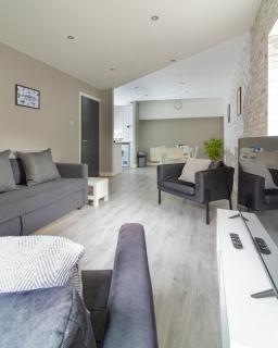 Belfast Quarters: Modern City Centre Hub 3 Bed - Belfast - 9