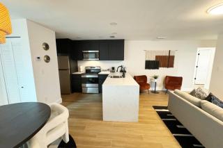 Urban Elegance: Trendy Modern Apartment in Wynwood - Miami - 4