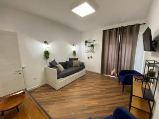 Fly Apartments - Naples - 4