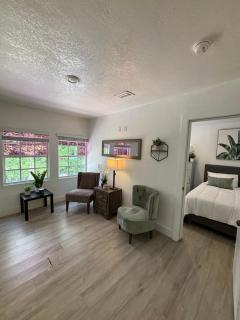 House 2 Bedrooms plus CouchBed Best Location MIami Private Parking, Laundry, Storage for Luggage - Miami - 7