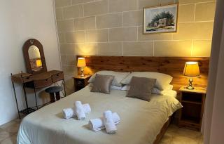 Green Grove Guest House - St Julian's - 1