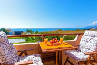 Liviko Beach Apartments - only adults - Frangokástellon - 0
