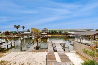 Hemingway's Hideaway - Gulf Shores - 7