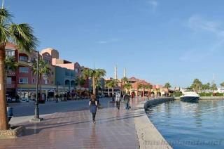 Sheraton Plaza Near Marina - 1