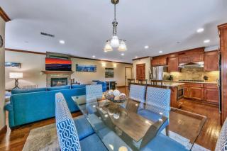 Tahoe Woods 702 at Stateline - Walk to Lake Casinos AC Dog - 0