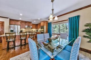 Tahoe Woods 702 at Stateline - Walk to Lake Casinos AC Dog - 2