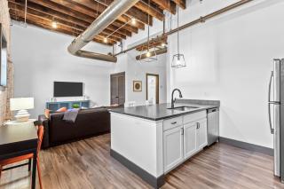 Riverfront Loft-Parking-Gym-P103 - St. Louis - 3