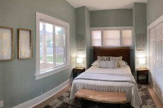 Beautiful remodeled 2 bedroom home near Rio Grande River. - 3