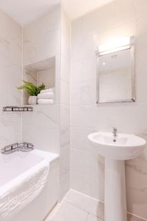 Vertigo Apartments - Kingston upon Thames - 5