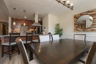 Park Place Pikes Peak Condo: Ski In, Walk To Main St - 1