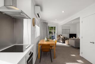 Seaside Studio with Fully equipped kitchen and laundry - Mount Maunganui - 4