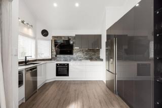 Seaside Bliss Your Coastal Haven - Mount Maunganui - 2