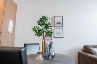 Gateway to Old Town Scottsdale King 1 BR with Balcony - Scottsdale - 4