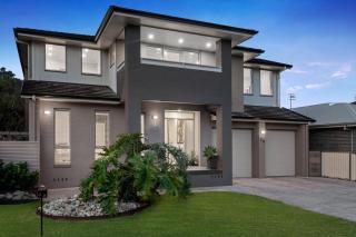 6 Bedroom Beach & Lake Oasis - The Entrance - 7