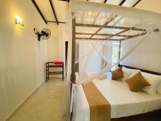 Tango Sunrise Villa - 8