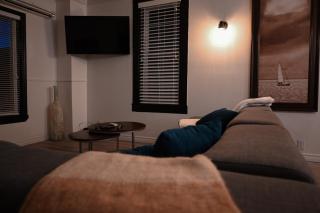 Alma 2 bedroom Sleeps 6 - 7