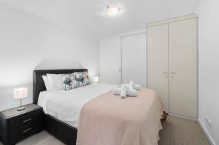 Marina Views Free Parking Beachside & Seaview - 7