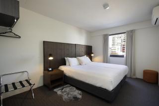 East Perth CBD Apartment close to The Swan River - 6