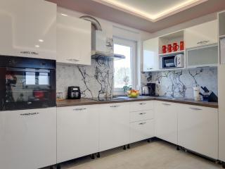 Spacious home with large roof terrace - Medulin - 2