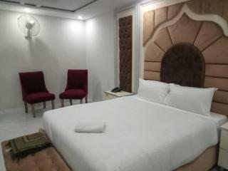 Relax Inn - Lahore - 9