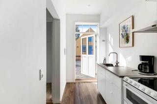 Lovely Apartment At Beautiful Solgaarden 9 - Svaneke - 7