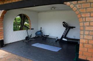 Spacious 3 bedroom house in Lilayi, Lusaka - Lusaka - 6