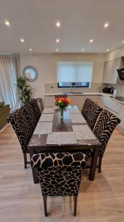 Deluxe House - Barkingside - 9