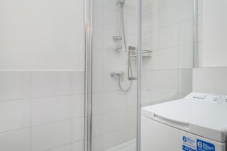 Bukowska Elegancki Apartament z 1 Sypialnią i Biurkiem by Noclegi Renters - 7