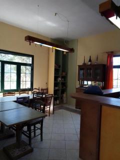 The White Rabbit Guesthouse Eco-Lodge Group Apartment - Skála Ormilíon - 6