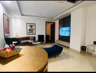 Presidential One Bed Apartment Gold Crest Mall - Lahore - 4