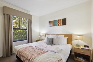 Urban Serenity 2 Bedroom Apt with Stunning Views - Perth - 9