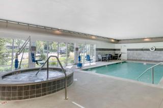 Best Western Plus Peppertree Nampa Civic Center Inn - Nampa - 5