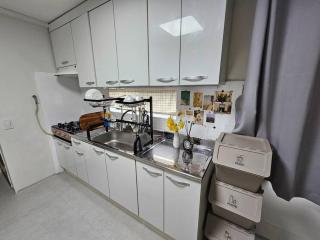 Busan station 5 min #Choryang stn 3min #3beds #hotel bedding #2rooms #new - Busan - 5