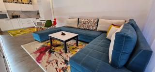 ALP's 2 bedroom apt, 8 min walk from city centre - 8